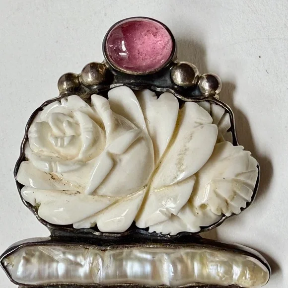 big pendant pin brooch Amy Kahn Russel stylized ice cream pink tourmaline pearl